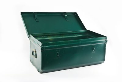 Malle metalique n° 05 (93cm x 50cm x 33cm ) loc **
