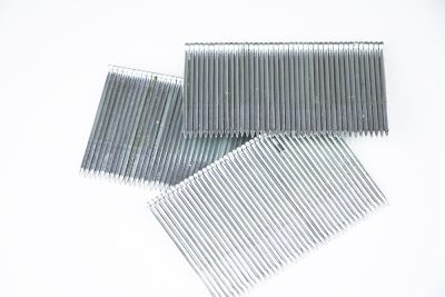 Clous pour cloueuse st 57 b/jaune (carton /20 pcs)**