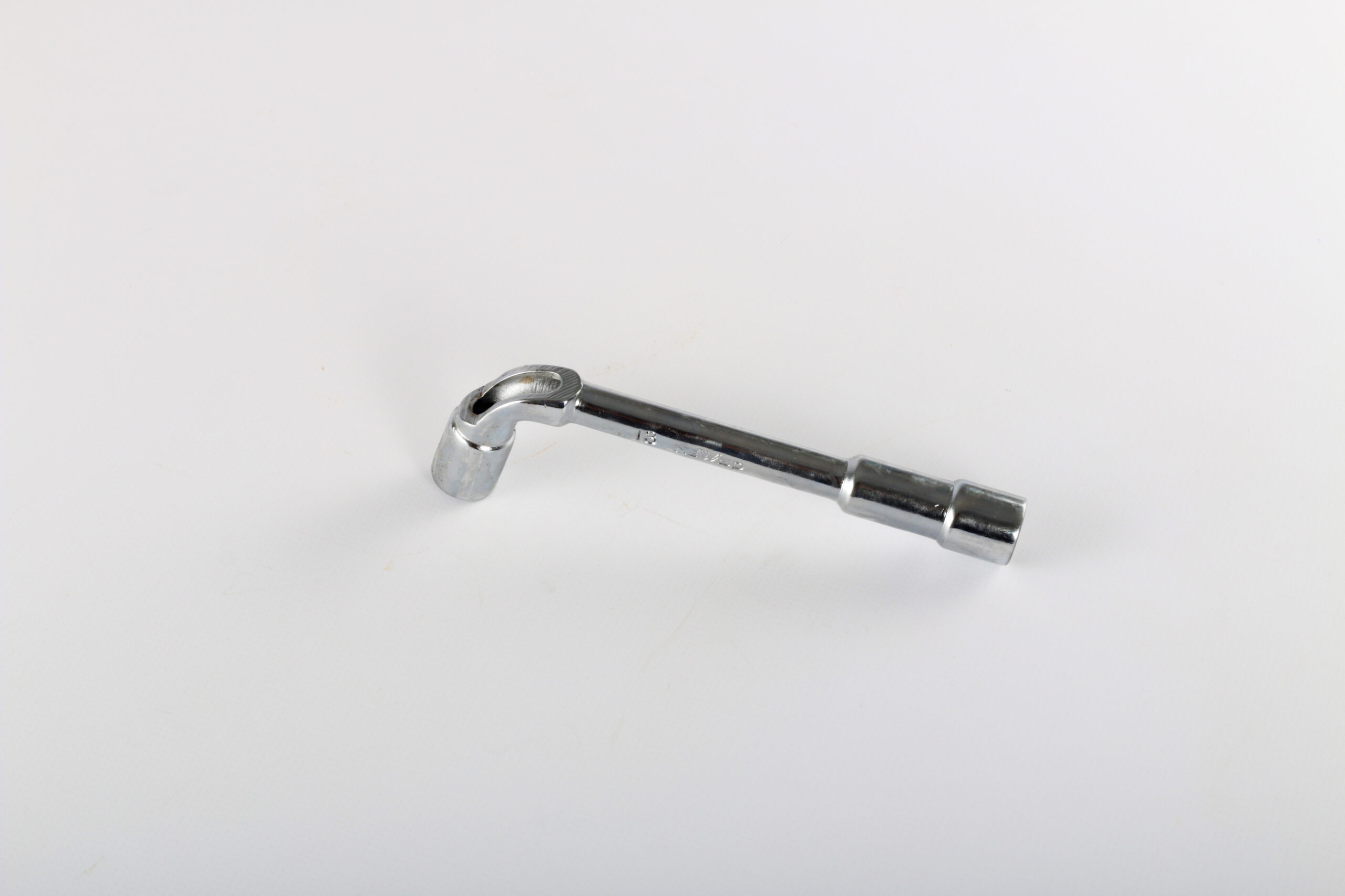 33€84 sur Jeu de 8 clés à pipe débouchées 6/6 pans polie SAM OUTILLAGE- 94-SDJ8 - Clés et