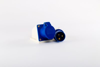 Prise de force (2p+t) 16a 220 m/f type 113 bleu **