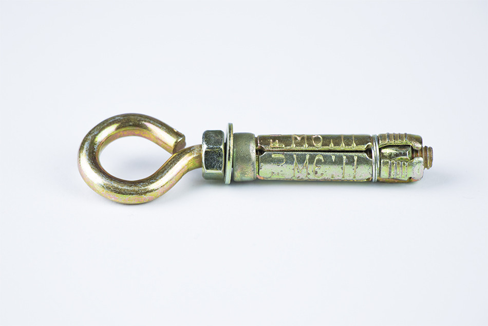 Cheville lustre n° 06 doree - fermee (b/40pcs)**