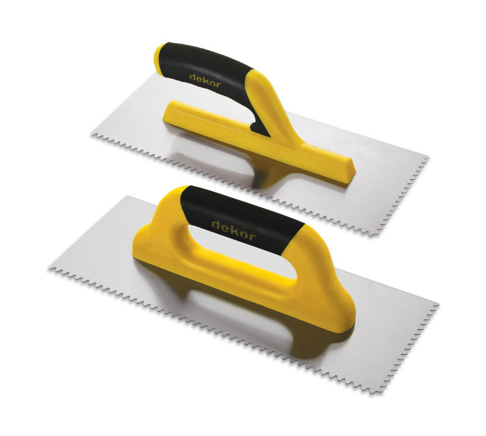 Truelle inox 30 cm dents en v p/fibre/ferm ref 221 ** DEKOR